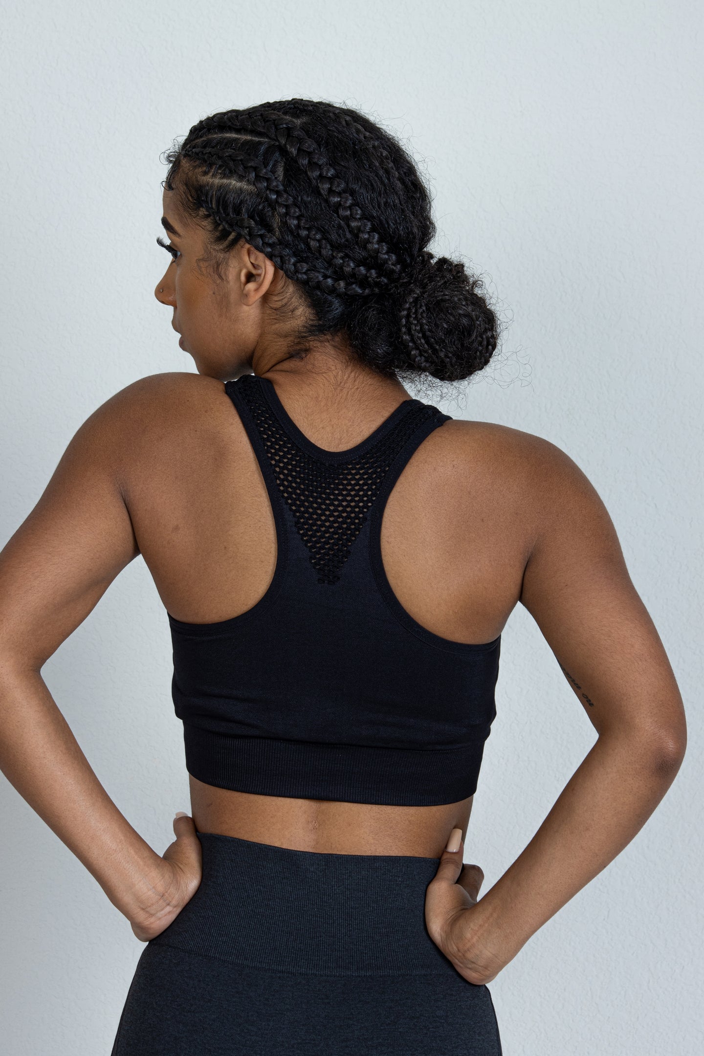 RIHANA SPORTS BRA BLACK